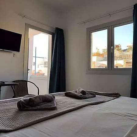 Bluejsuite Hotel *
